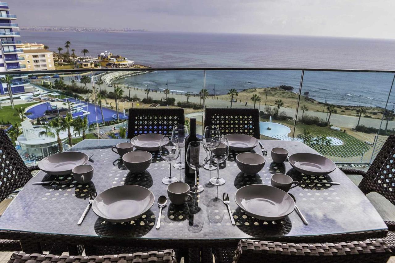 Apartamento Sea Senses Victoria Frente Al Mar Torrevieja Exterior foto