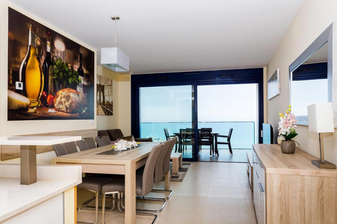 Apartamento Sea Senses Victoria Frente Al Mar Torrevieja Exterior foto