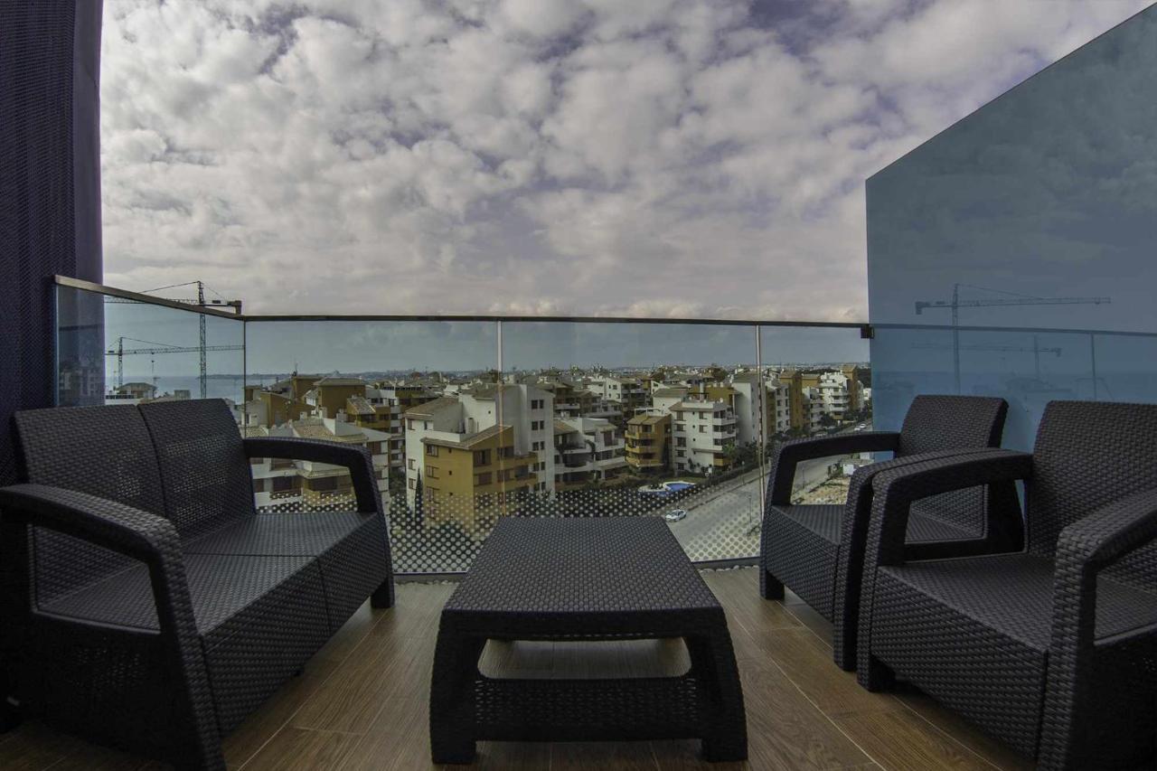 Apartamento Sea Senses Victoria Frente Al Mar Torrevieja Exterior foto
